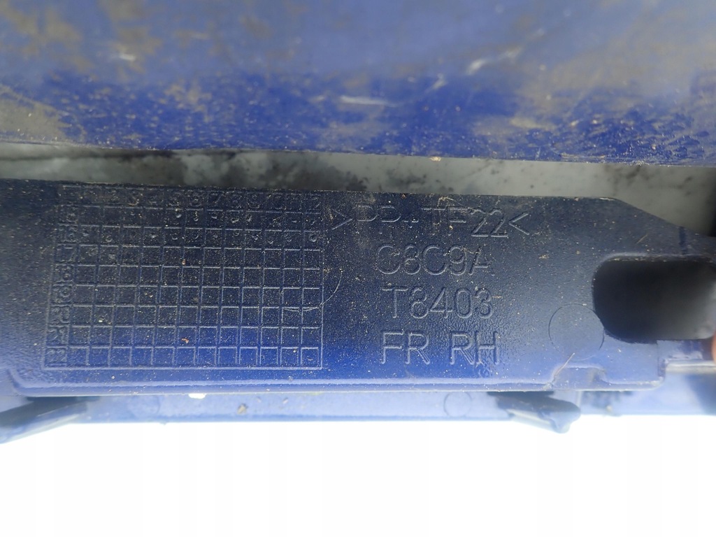 фото №9, Jaguar xf x260 r-sport молдинг порог правая