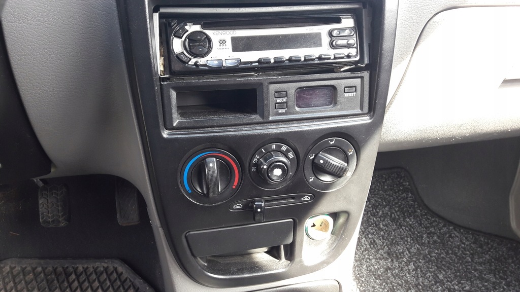 фото №16, Механизм левый водителя kia rio 2000r 1.5 kombi ls