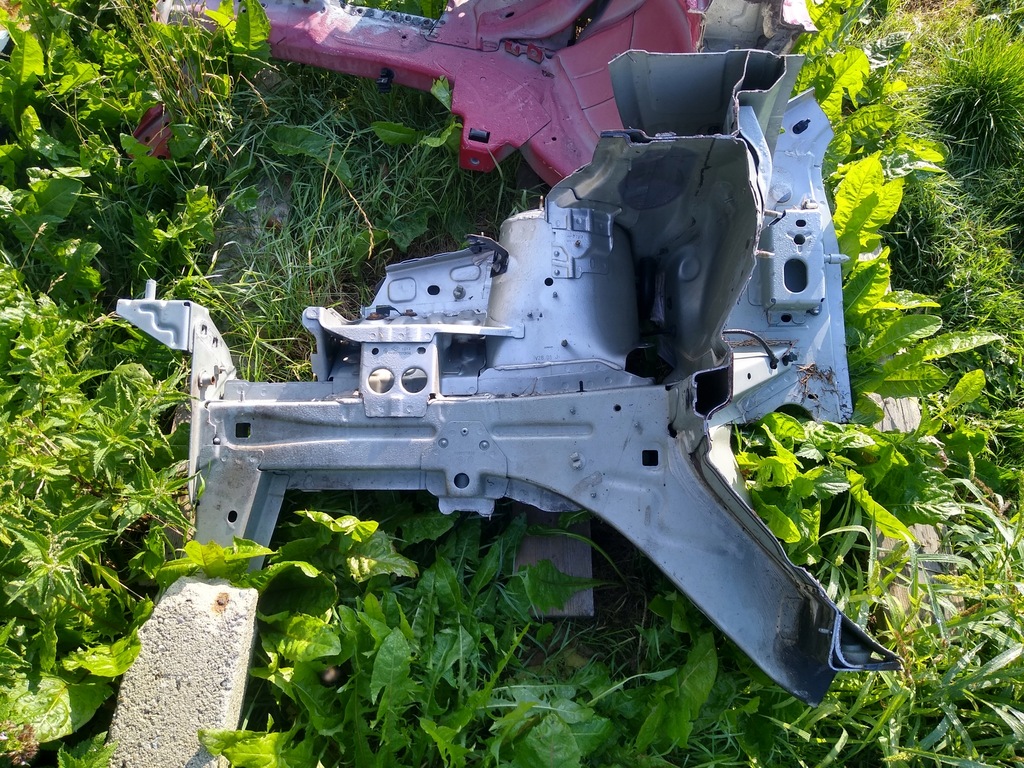 фото №1, Renault clio iv чверть лонжерон підкрилок права