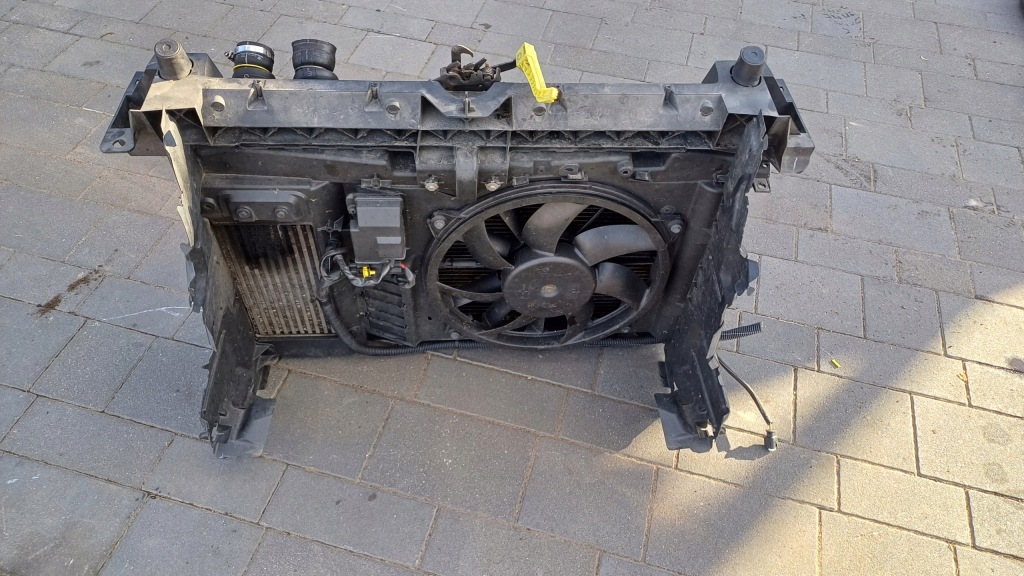 фото №1, Pas передній радіатор kpl partner ii berling0 ii lift 17r 1.6 blue hdi