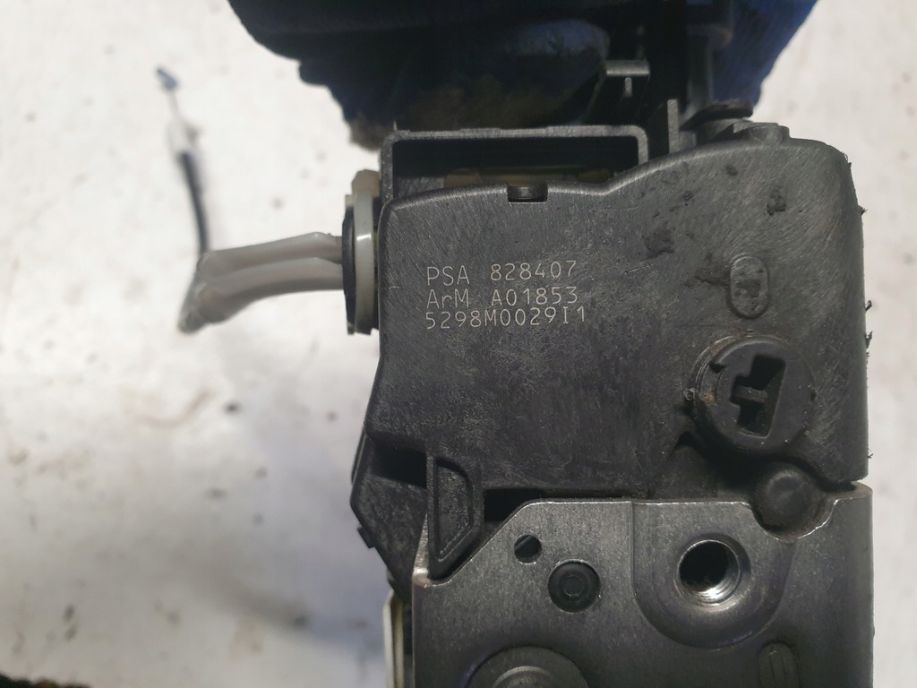 фото №7, Замок двері передній правий 6 pin peugeot partner