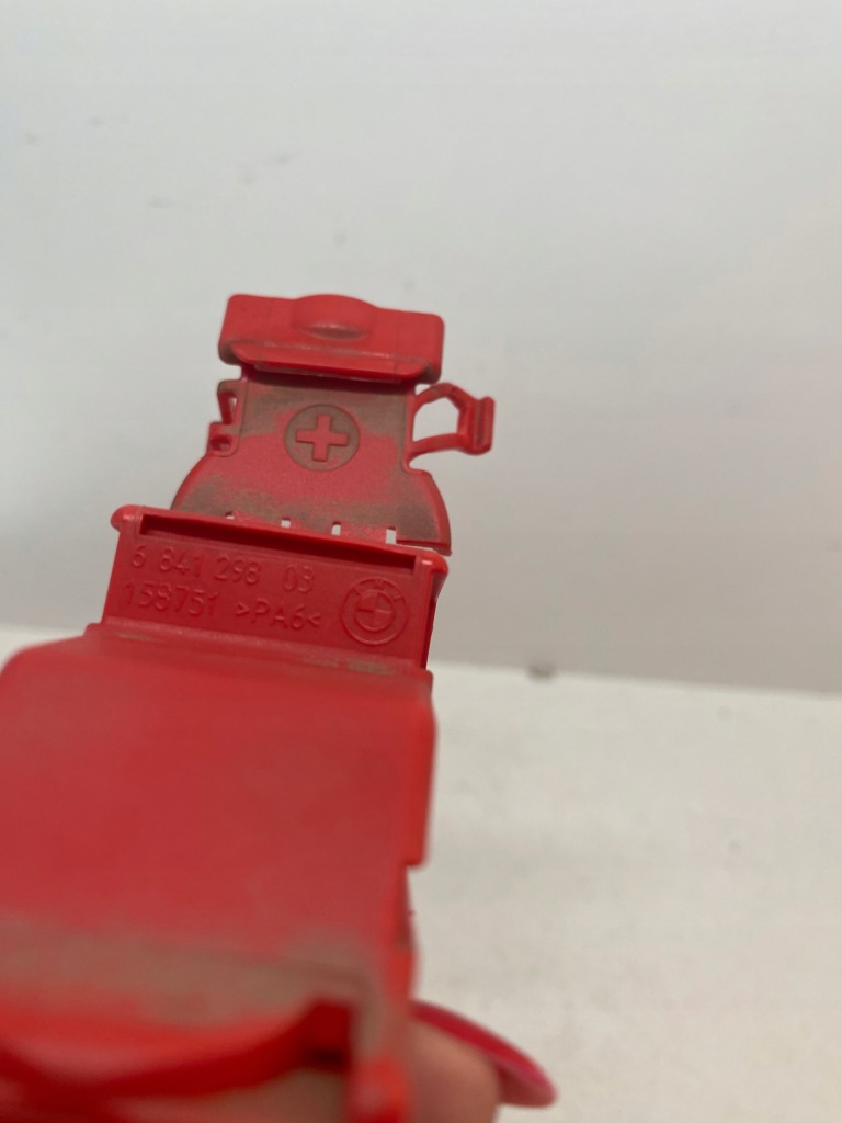 Bmw x3m f97 корпус клеммы аккумулятор 9348970 6841298 934897 в Украине