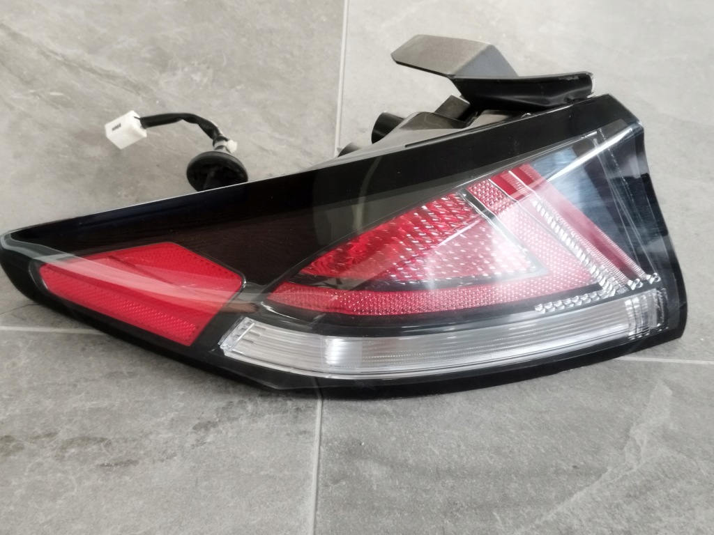 фото №1, Hyundai ioniq лампа задня ліва 92401-g22