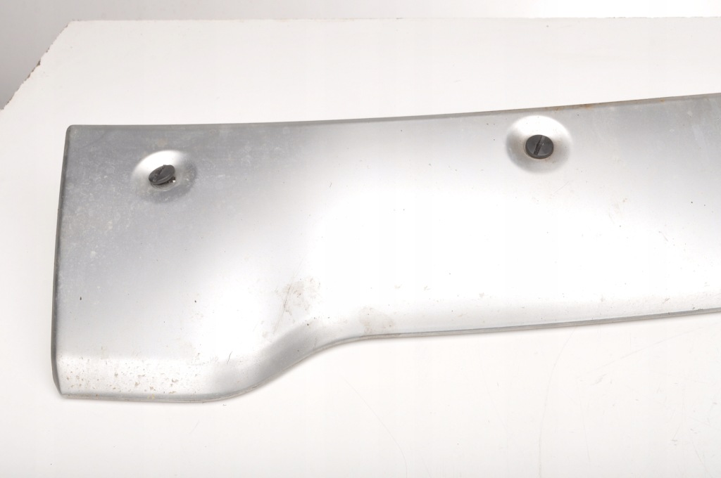 Range rover l320 накладка бампера перед Ціна