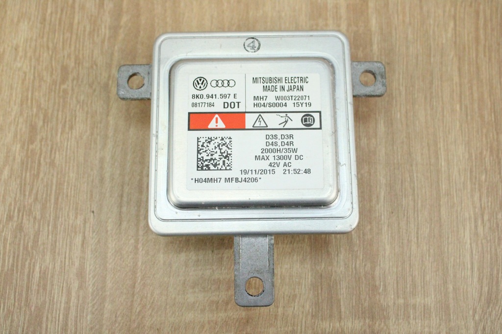 фото №1, Оригинальная преобразователь модуль led audi a5 8t lift 8k0941597e 16km!