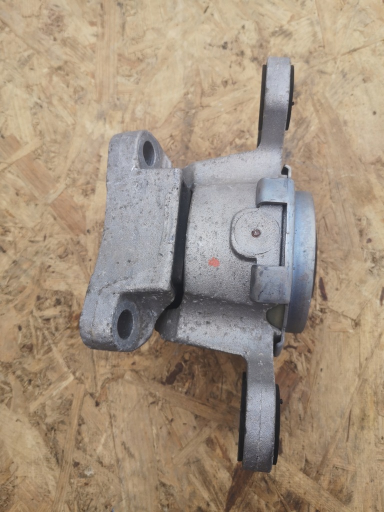 фото №4, Discovery sport кронштейн подушка bj327m121 2.2d