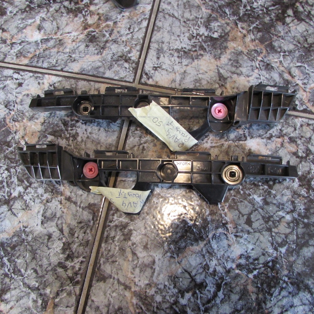 фото №1, Toyota rav4 направляющая бампера задняя p-l задняя 52155-42040