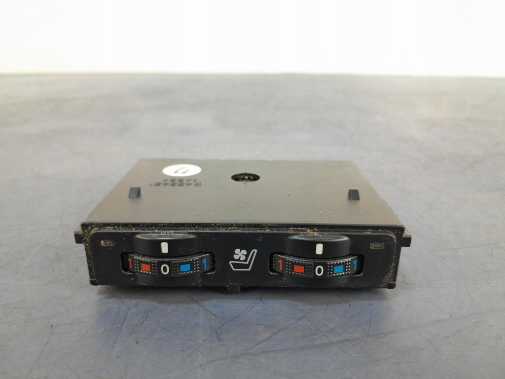 фото №1, Lexus is ii переключатель подогрев вентиляции сидений