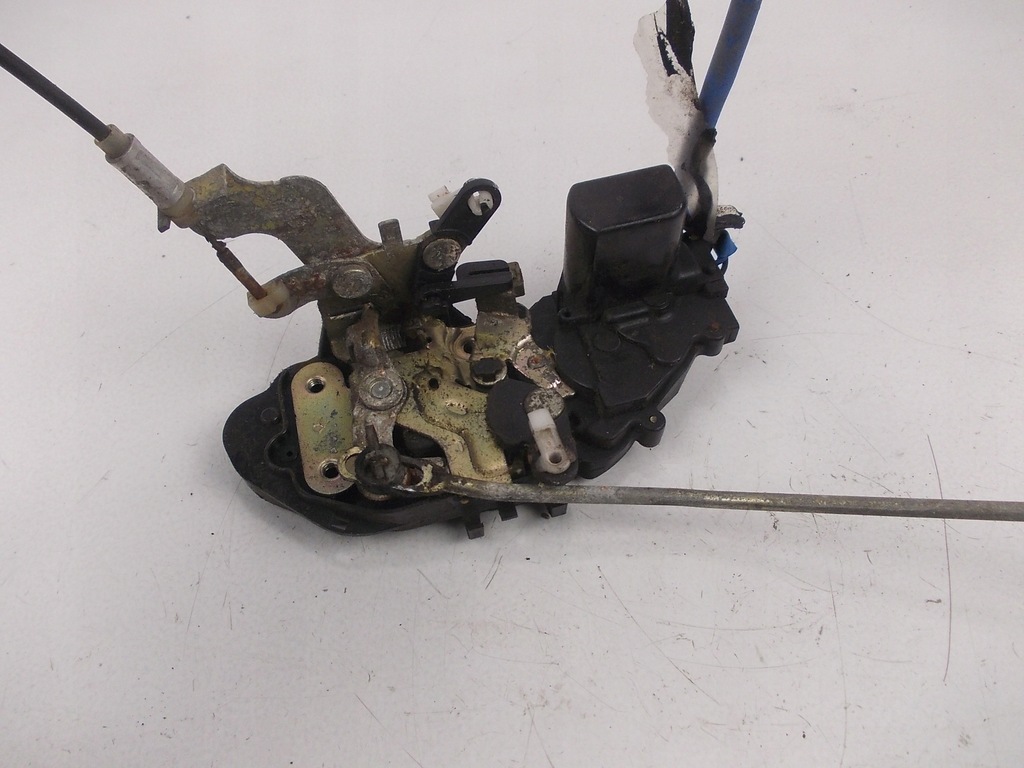 фото №8, Замок двері kia carnival 1 2,9 tdi 2,9 td