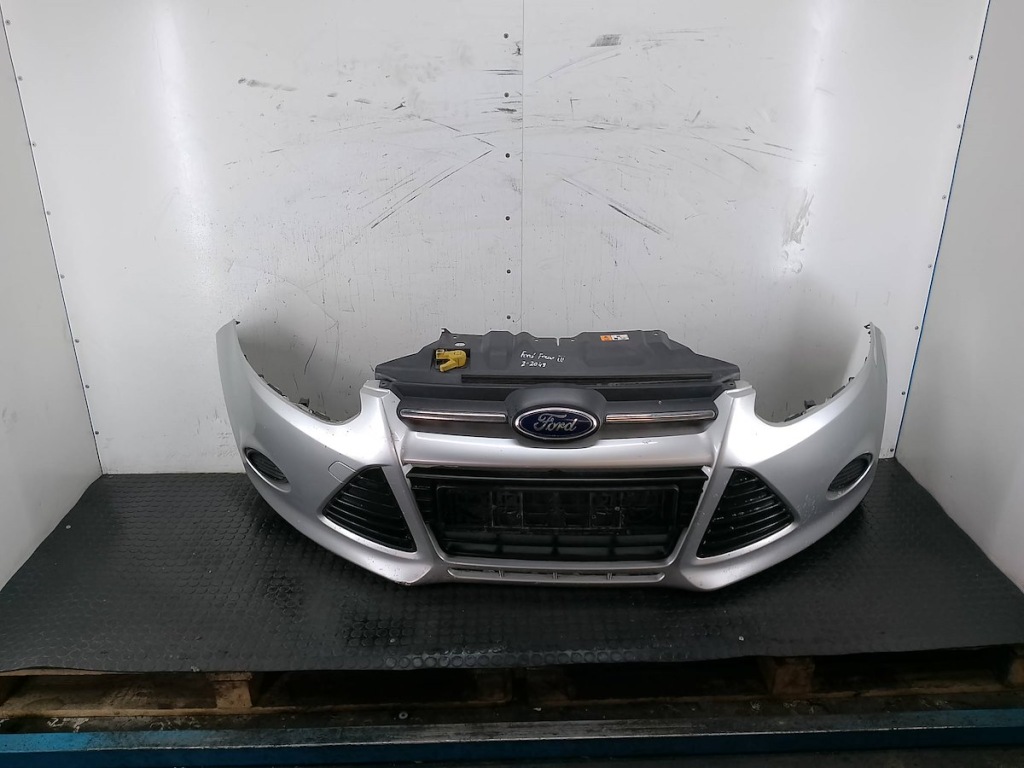 Купить Бампер перед ford focus iii 0b