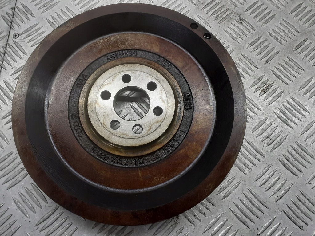 фото №1, Колесо маховик seat altea 1.6 r030105271d