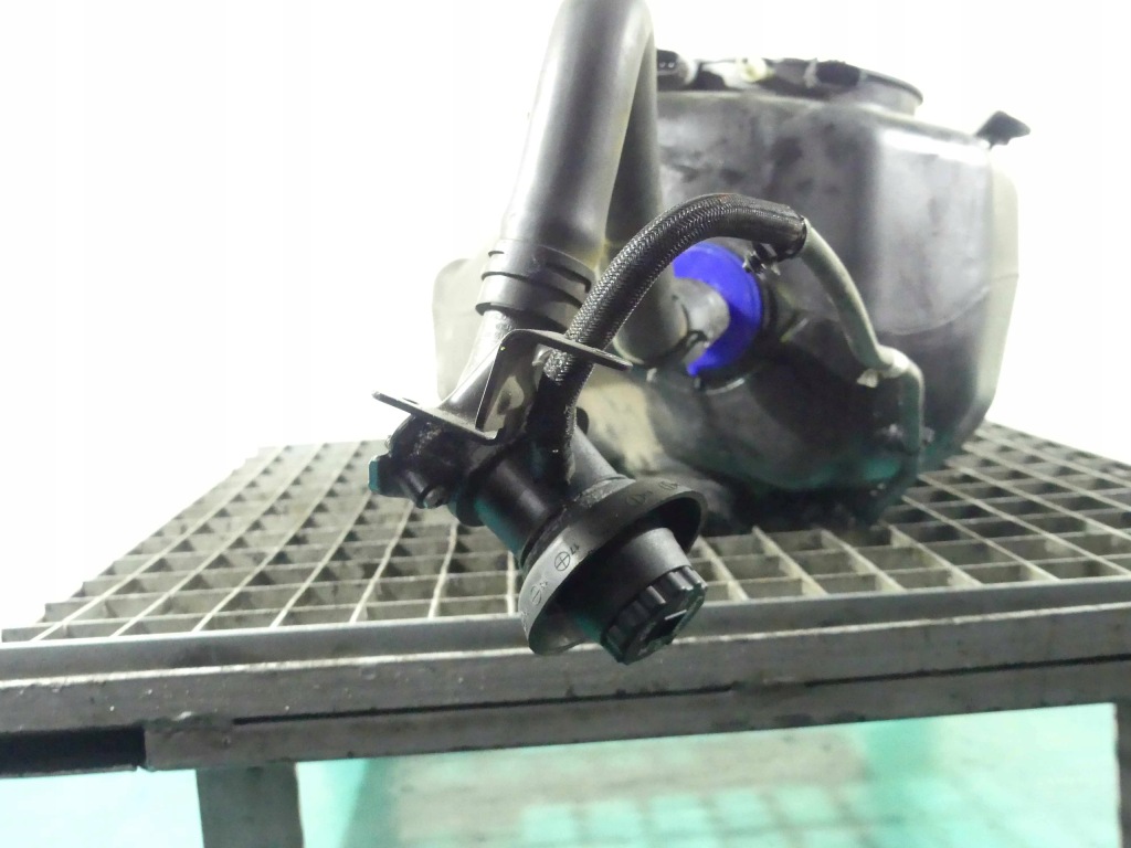 фото №11, Бак adblue jaguar xf ii x260 2.0d