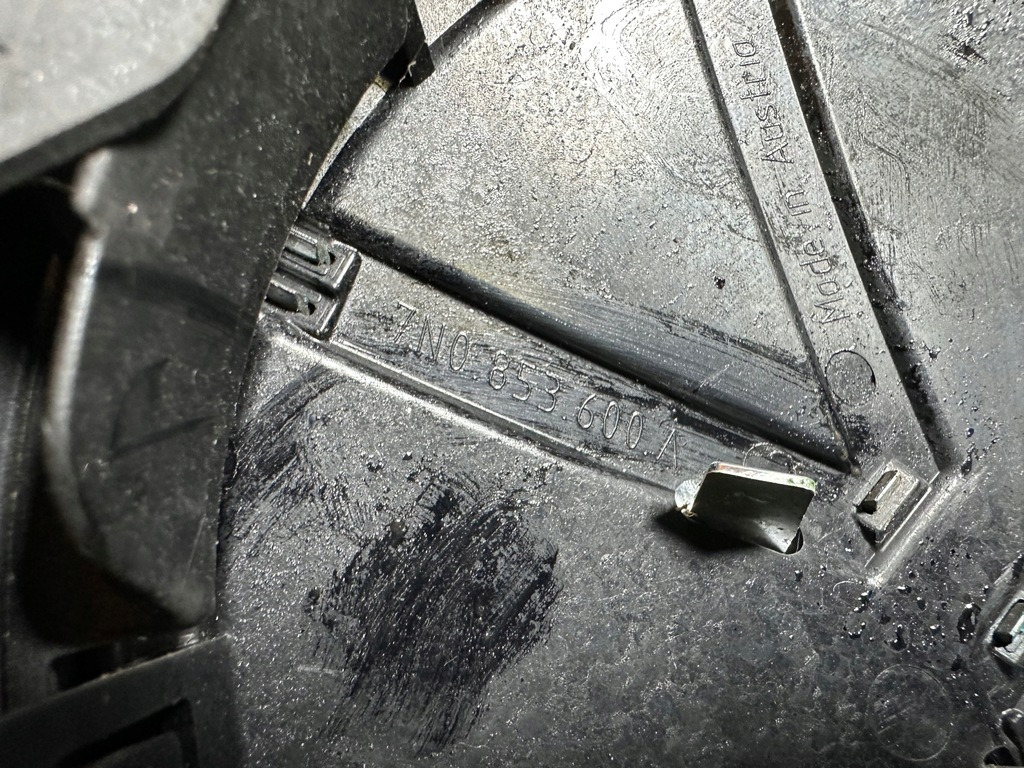 фото №9, Sharan 7n lift решітка радіатора решітка радіатора перед емблема 7n0853653d 7n0853600a