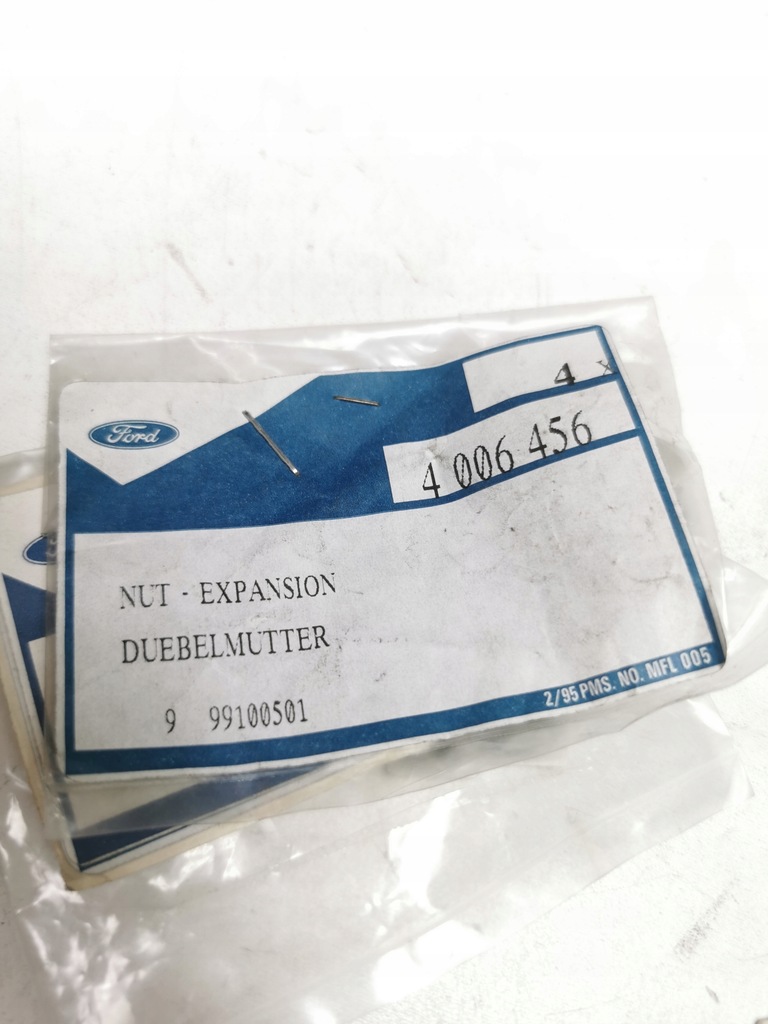 фото №7, Гайка розпірна, лампа задня ford ranger 1998-2003 er оригінальний номер 4006456