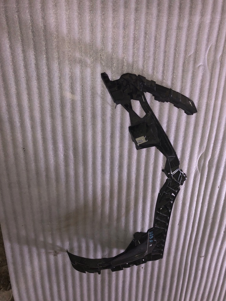 фото №1, Mercedes w213 напрямна a2138850165