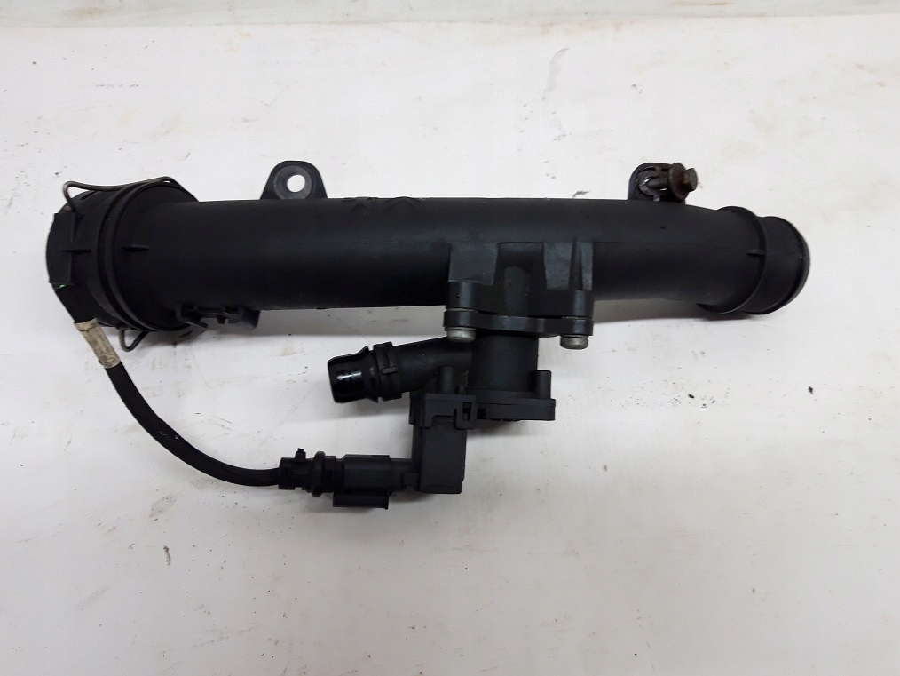 фото №1, Peugeot 308 ii 1.2 thp 2013- труба шланг waz воздуха