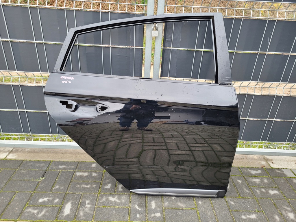 фото №1, Hyundai ioniq - дверь правый задняя