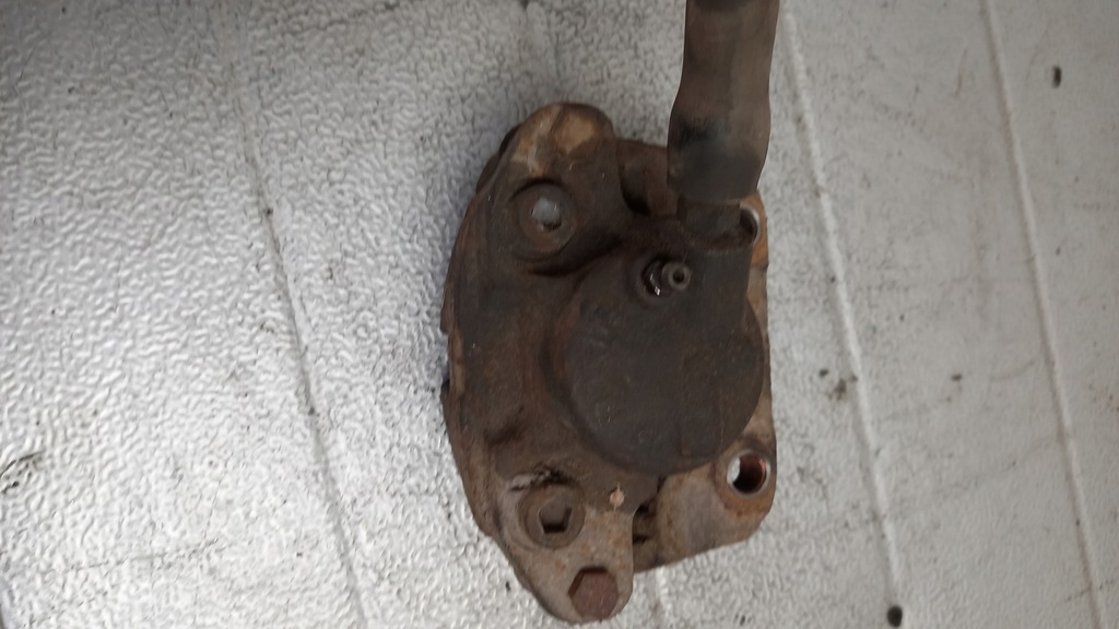 фото №3, Суппорт правый перед renault clio iii 06r 1.5dci