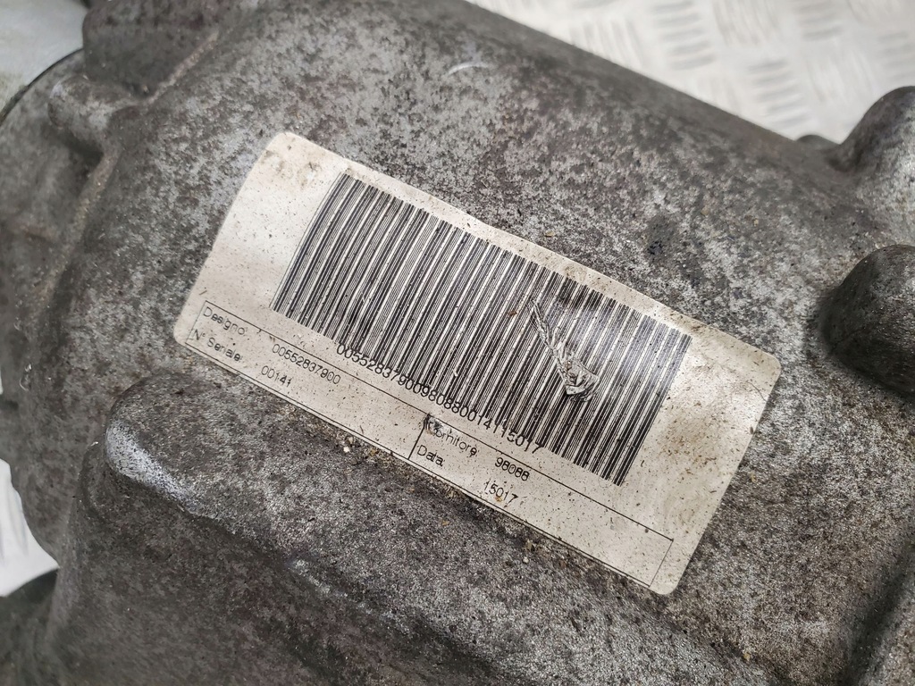 фото №9, Alfa romeo stelvio 00552837900 редукторы