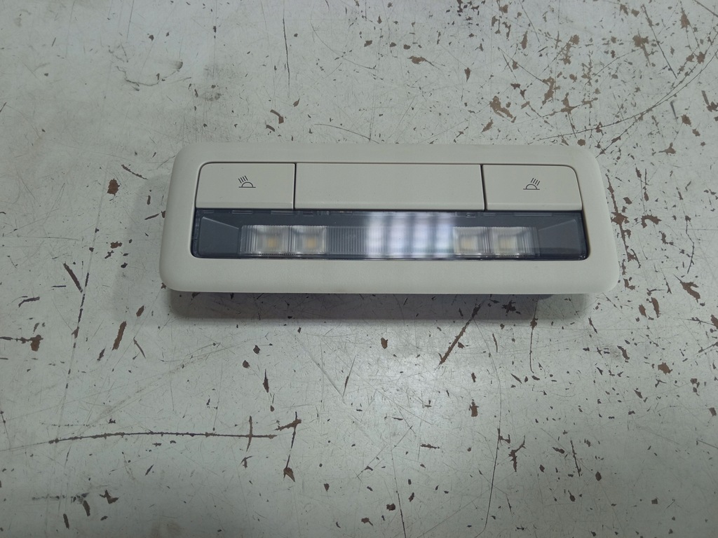 фото №1, Mazda cx-30 лампа кабины