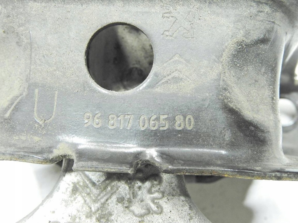 фото №6, Citroen ds3 09-14 cabrio кронштейн подушка двигателя 9681706580 9683181180