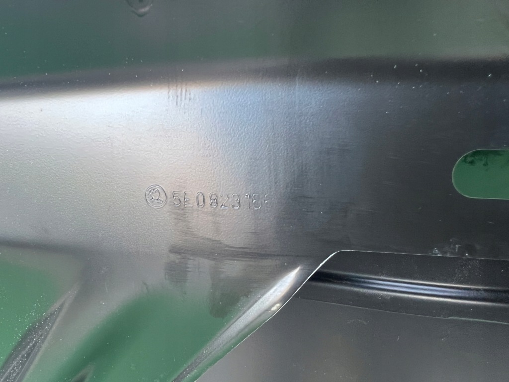 Skoda octavia iii 3 lift 5e0 капот ładna org nowa Доставка