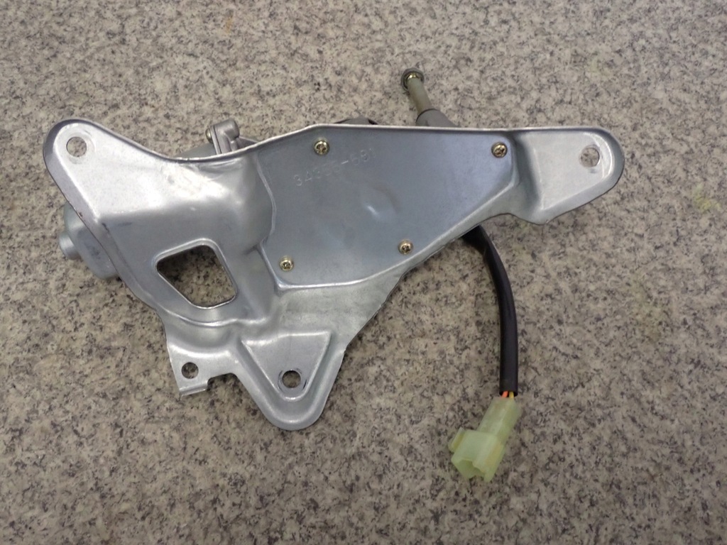 фото №4, Suzuki ignis 00-03 моторчик дворник задняя