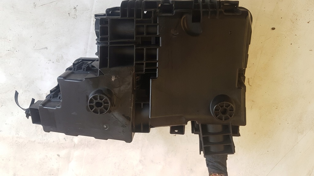 фото №1, Nissan qashqai j11 коробка запобіжників