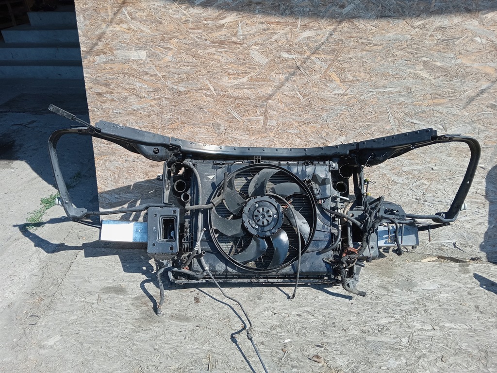 фото №6, Mercedes r-klasa w251 pas передний радиатор