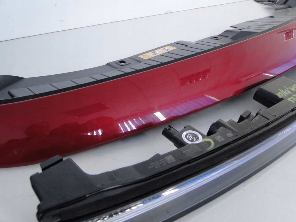 фото №11, Mercedes eqa 243 h243 eqb x243 лампа передняя накладка led drl