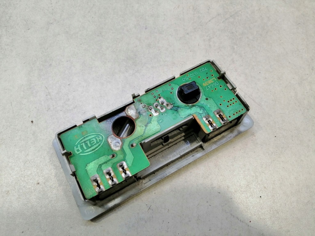 фото №7, Освітлення стельовий vw sharan 7m0947105b