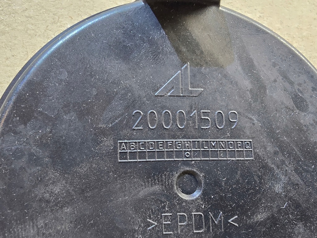 фото №6, Alfa romeo giulia заглушка крышка фара