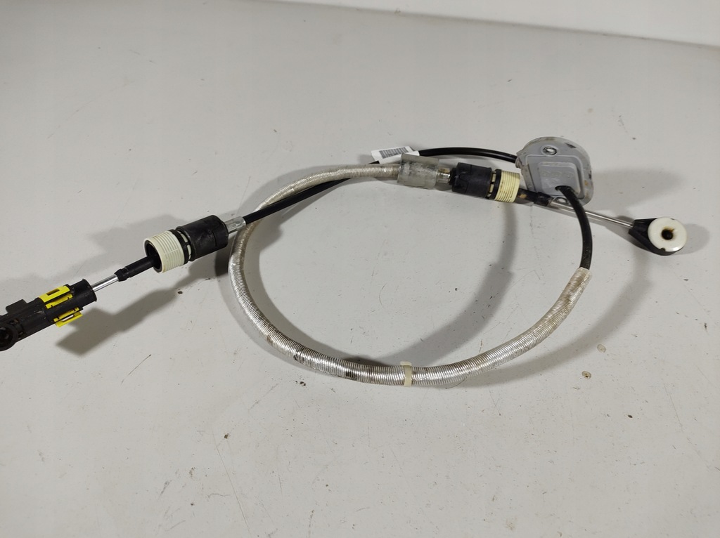 фото №13, Volvo v60 2.0 d4 18r- трос перемикання передач 31492811