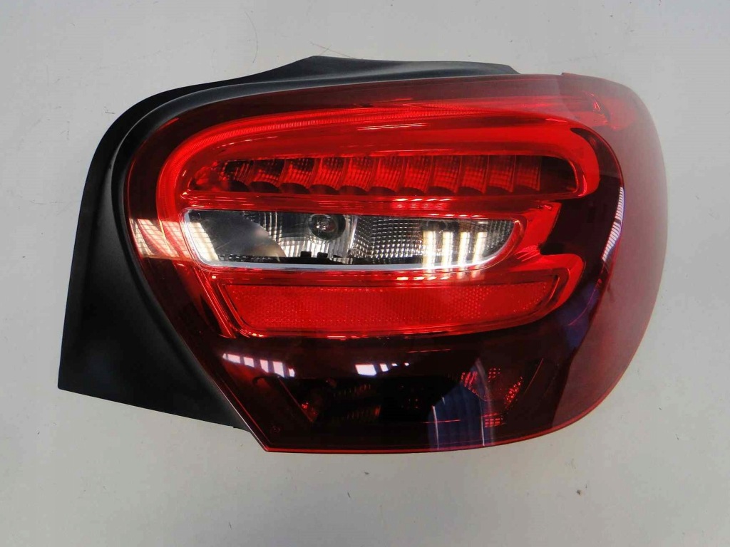 Mercedes-benz оригінальний номер a1769064900 лампа задня комбінована Зі Шроту