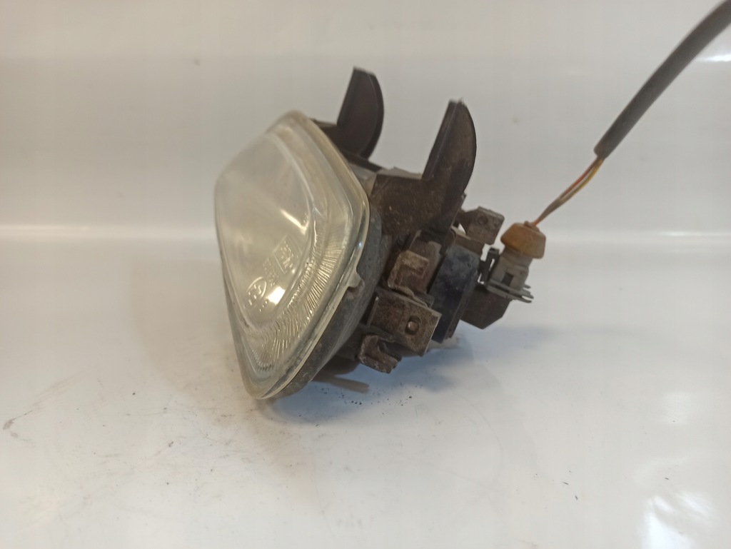 фото №5, Peugeot 406 coupe противотуманная фара правый перед valeo 66978340d zu08260200