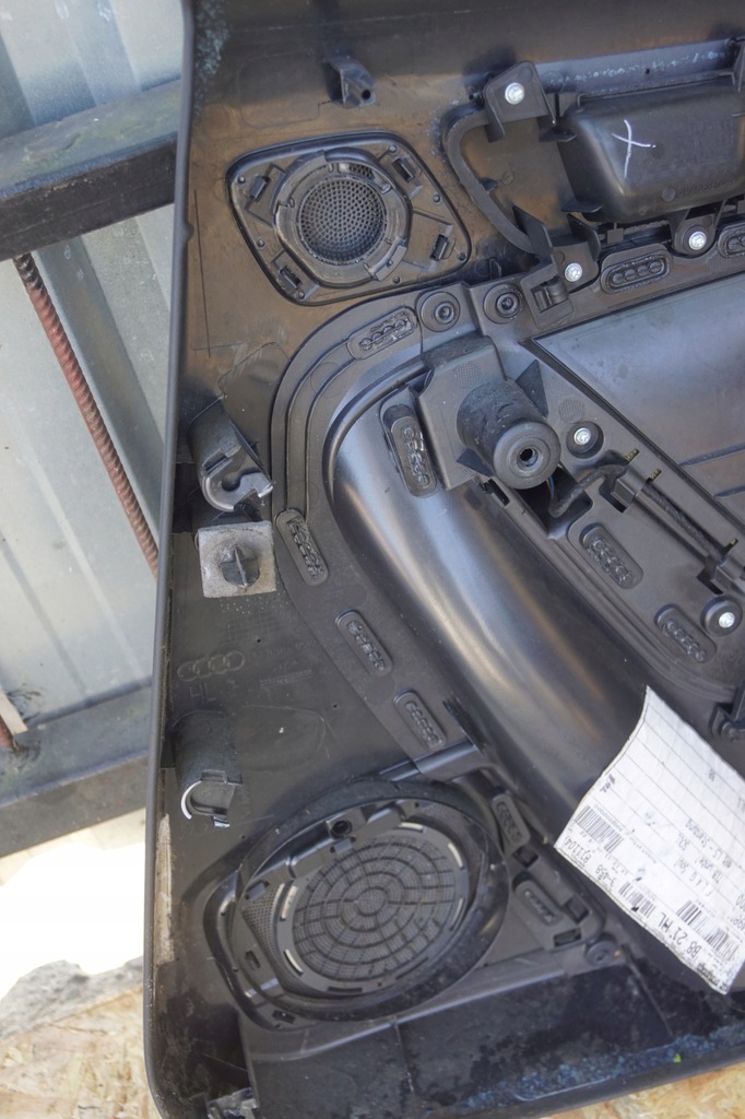 фото №14, Обшивка дверь левый задняя audi a4 b8