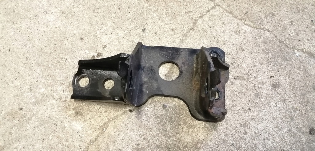 фото №1, Lexus ct 1.8 h кронштейн двигуна