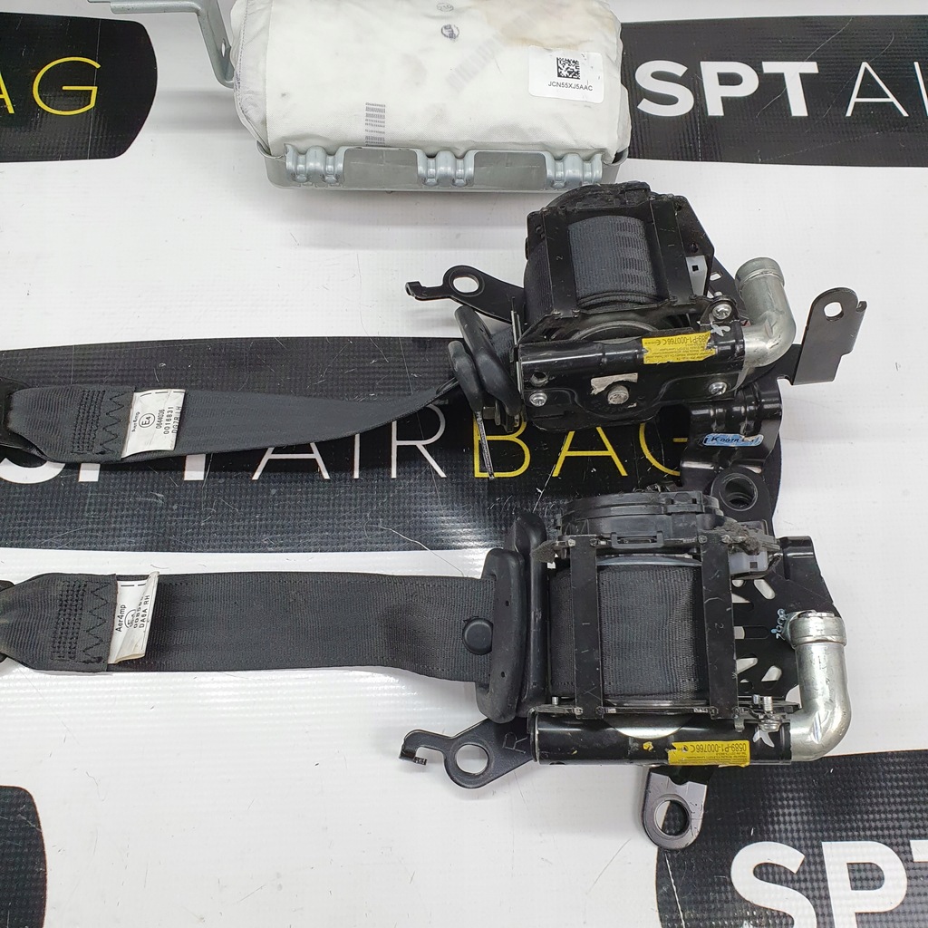 фото №12, Mazda cx3 приборная панель консоль подушки безопасности ремни подушка безопасности