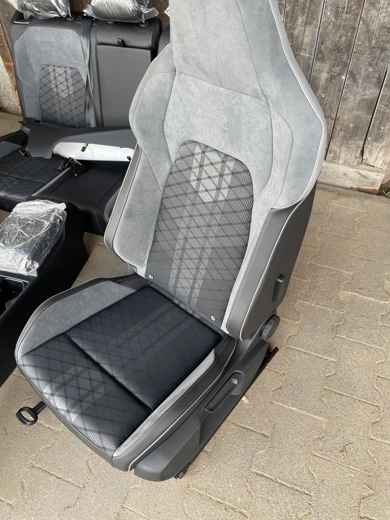 фото №16, Vw golf 8 viii r сиденья ковшеобразные туннель обшивки