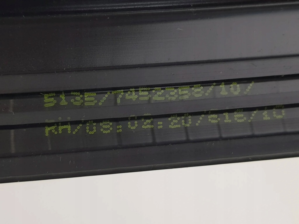 фото №7, Прокладка молдинг ущільнювач скло правий задня bmw 1 f40 7452358