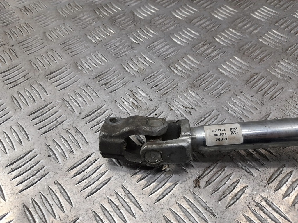 фото №8, Porsche panamera 97034700730 колонки кермові