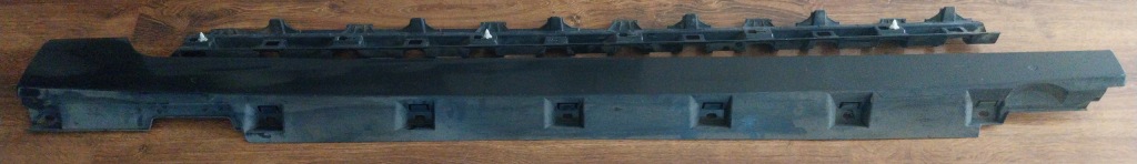 фото №1, Молдинг порог правая vw passat b8 3g0853858f