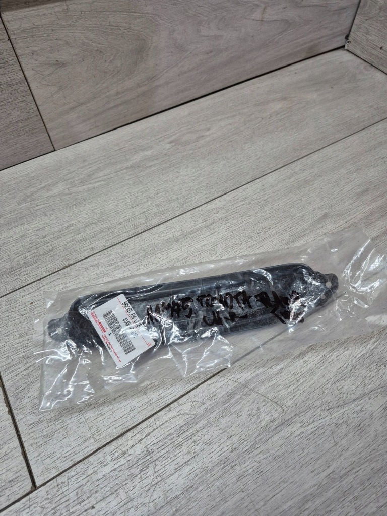 фото №1, 11375. toyota ch-r заглушка бампер правий задня 81481-f4040