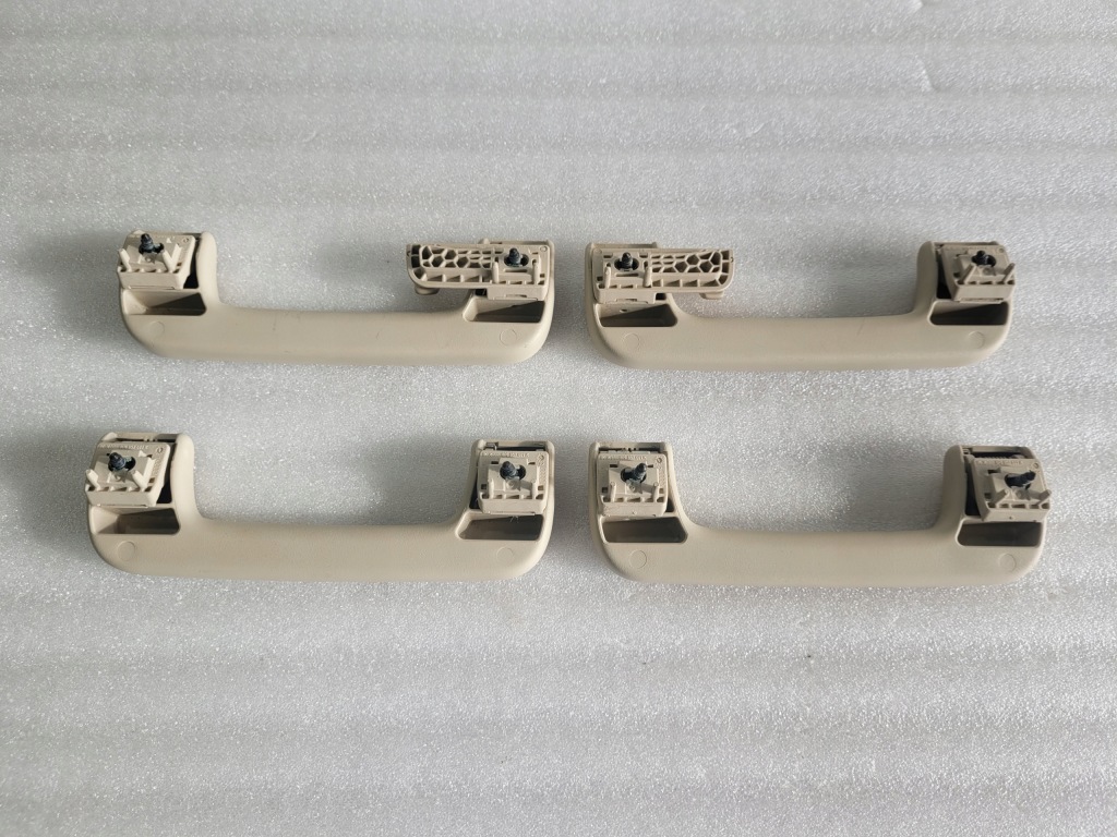 фото №4, Audi q7 10- ручка кронштейн стельовий 8p0857607k