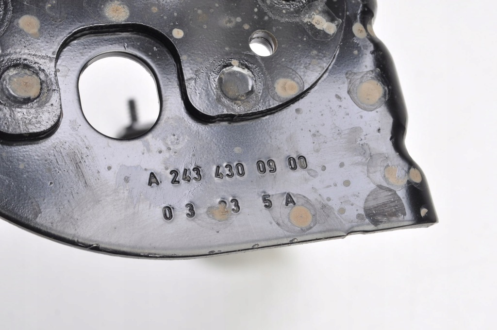 фото №6, Mercedes eqb x243 кронштейн кронштейн насоса abs 24r a2434300900