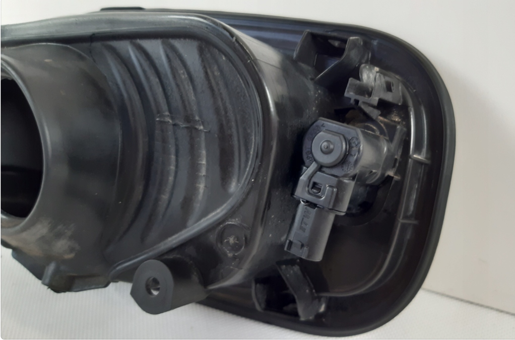 Volvo xc90 2 кришка горловини  паливної  717 Ціна