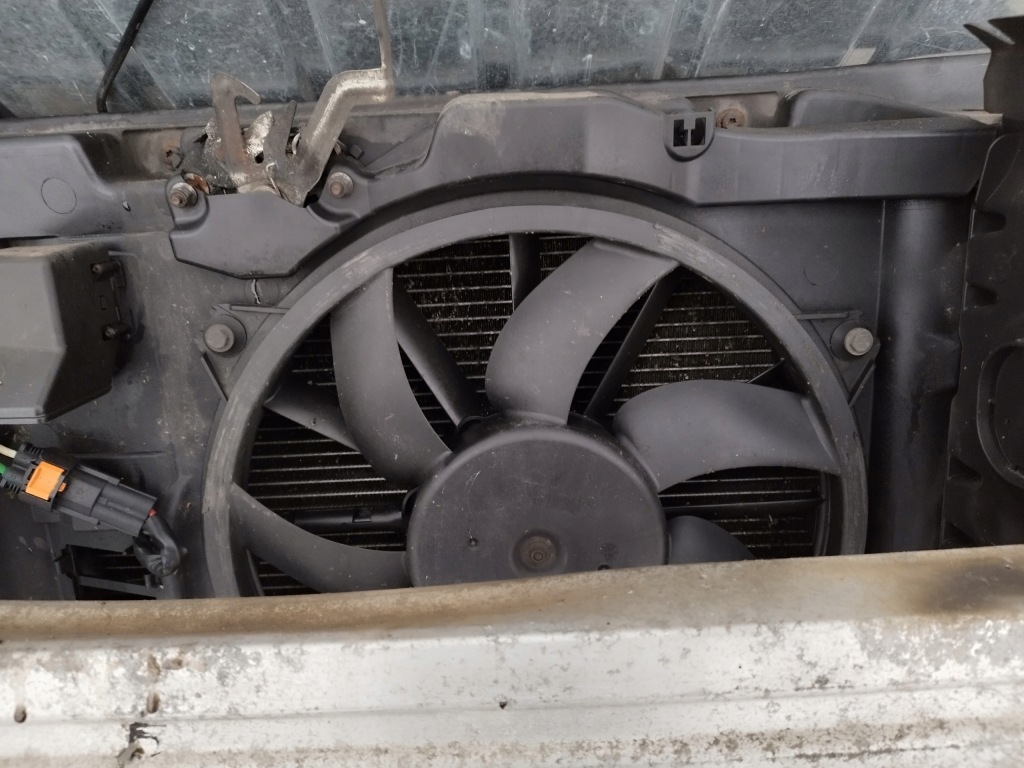 Ремень передний радиатор вентилятор peugeot 308 t7 lift 2011-2013 1,6hdi Недорого