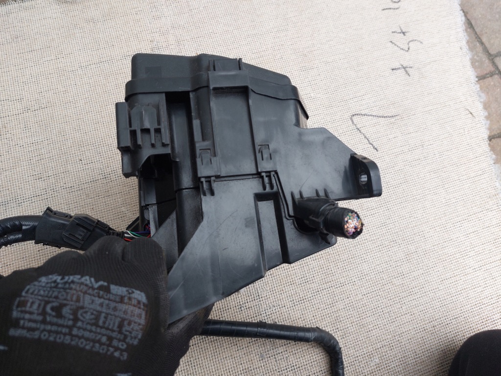 фото №8, Коробка запобіжників lexus ct 200h 15r 82662-76011