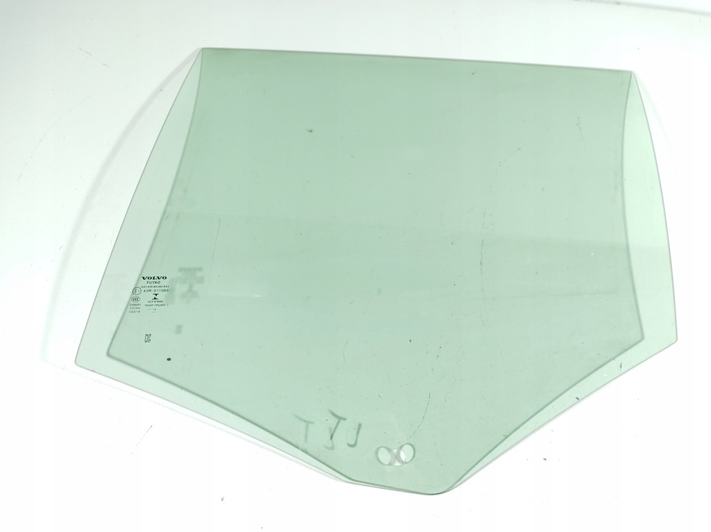 фото №13, Volvo v60 19r- стекло дверь левый задняя