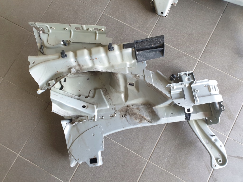 фото №4, Четверть подкрылок лонжерон citroen c3 ii 2010-16